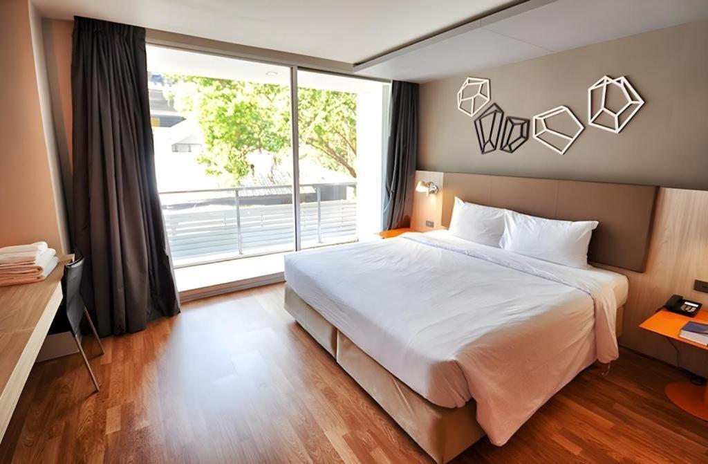 The Heritage Silom Hotel Банкок Екстериор снимка