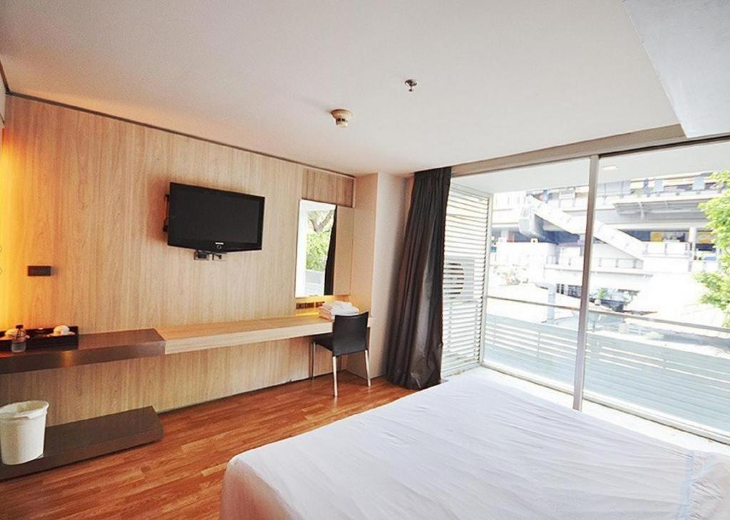 The Heritage Silom Hotel Банкок Екстериор снимка