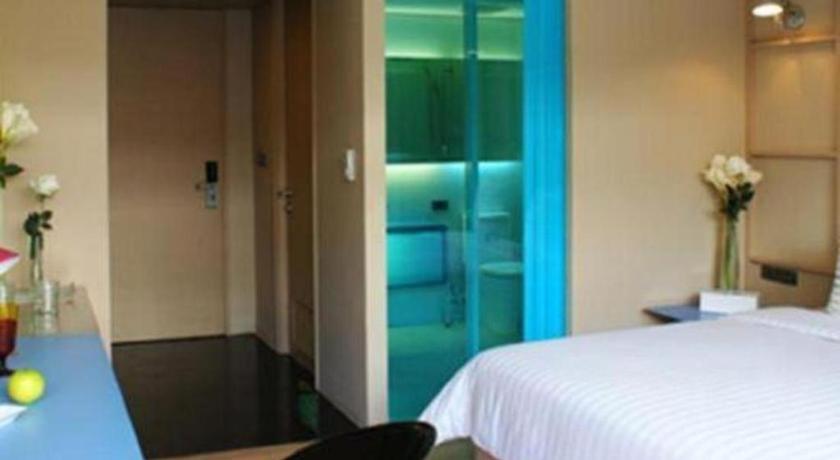 The Heritage Silom Hotel Банкок Екстериор снимка